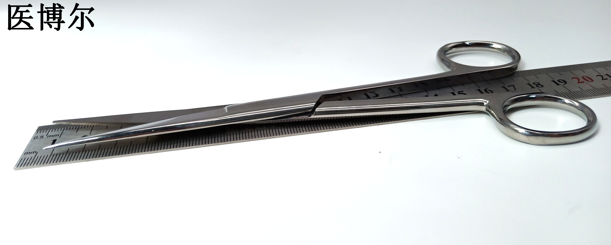 醫用剪刀 線剪 直頭 18cm (2)_看圖王.jpg
