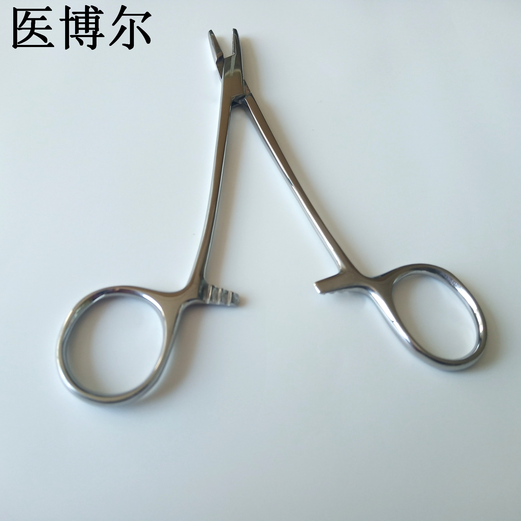 14cm粗針持針鉗 (8)_看圖王.jpg